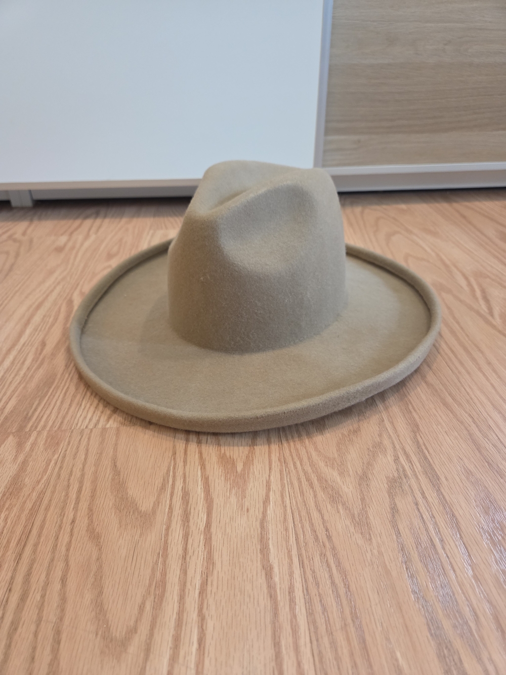 Gigi Pip X Cara Loren Hat